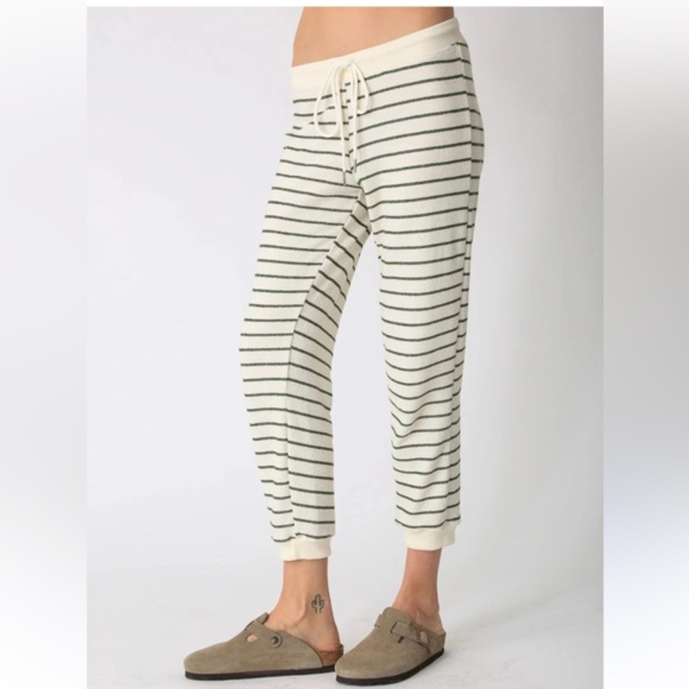 Electric & Rose Sunny Jogger Ivory / Navy